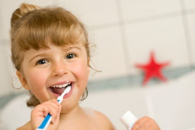 צחצוח שיניים לילדים